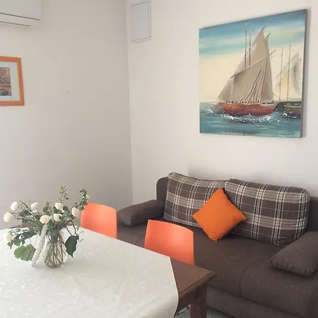 Morska Vila * 罗戈兹尼察