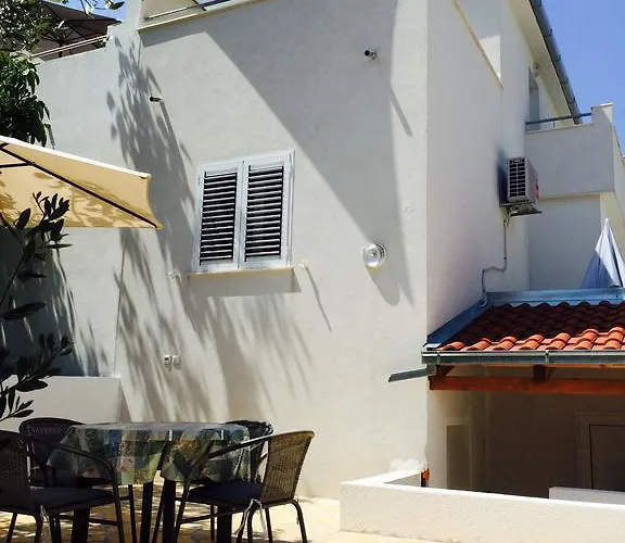 Morska Vila روغوزنيكا