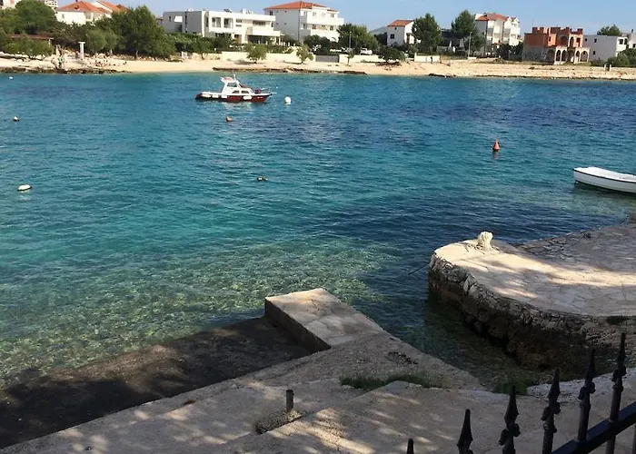 Morska Vila روغوزنيكا